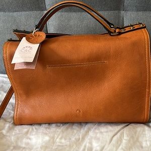 Beautiful C&C California Leather Satchel
